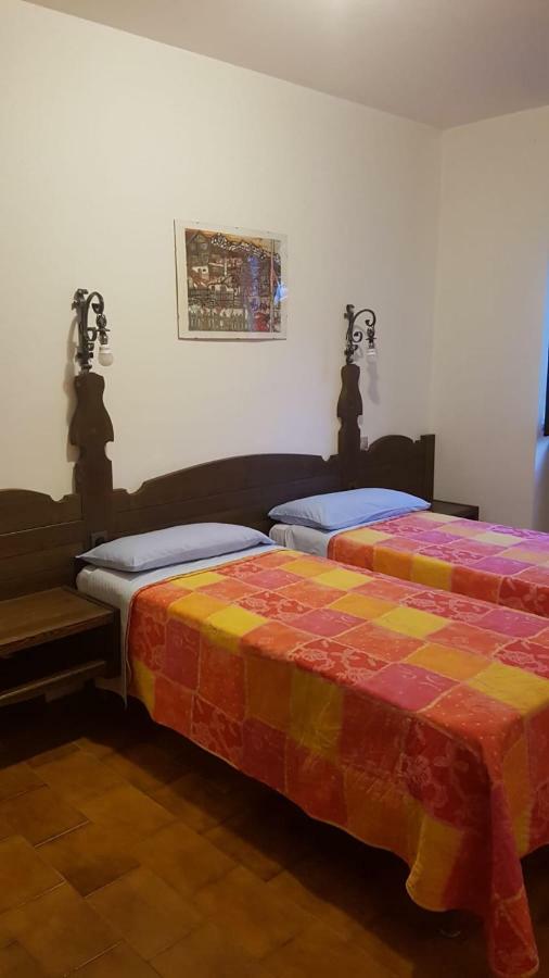 Da Boni & Luci Apartment Novate Mezzola Екстериор снимка